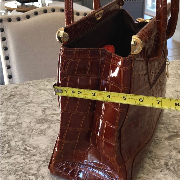 Pelle Digiada Crossbody/Hand Bag - Picture 8 of 8